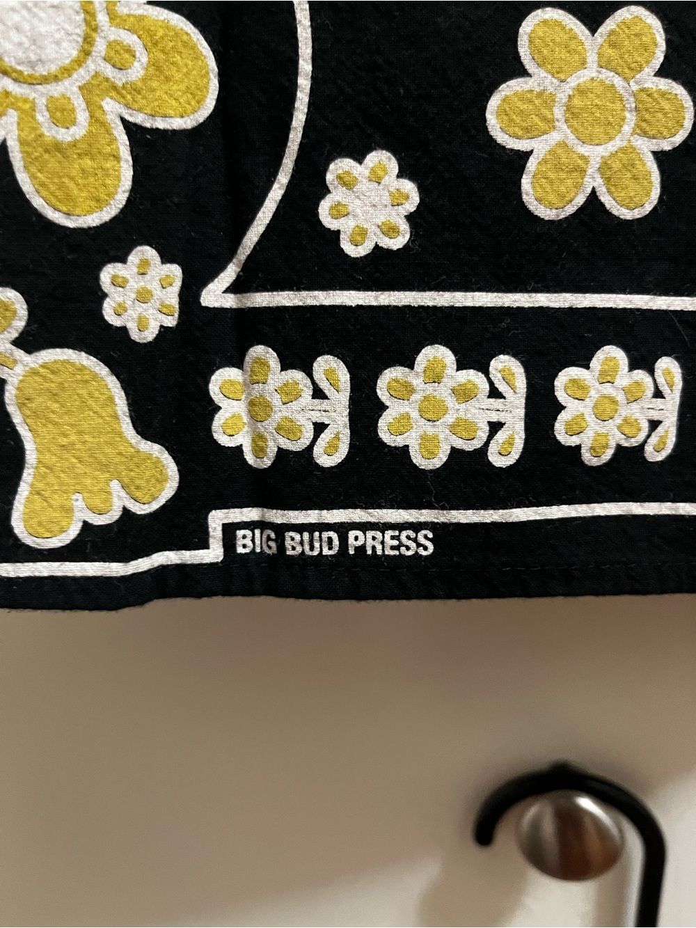 Big Bud Press Bandana - Picture 2 of 4